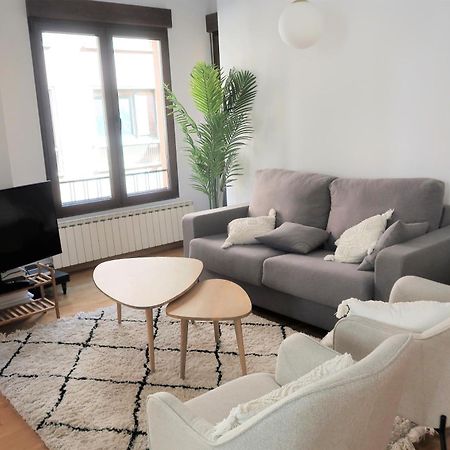 Apartamento Bonito Piso A 500M De La Catedral León Exterior foto