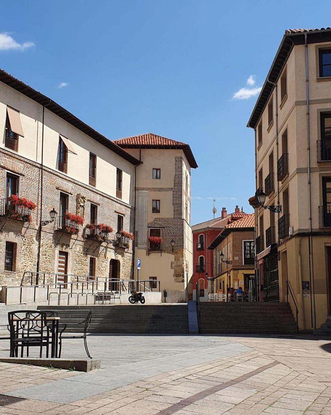 Apartamento Bonito Piso A 500M De La Catedral León Exterior foto